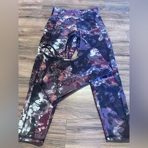Marika Floral Print Activewear Set size large
